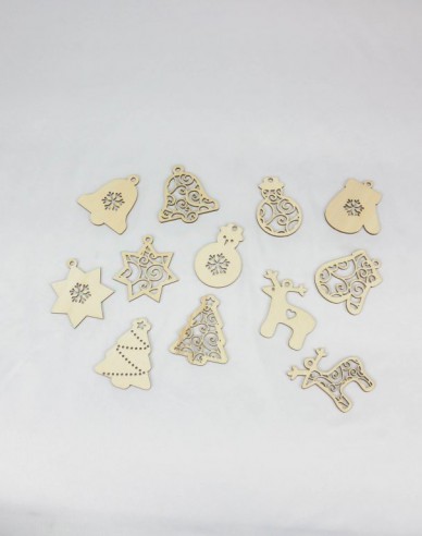 Traditionelles Set - Schachtel mit Weihnachtsschmuck