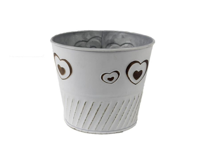 Metallverpackung weiß mit Herzen groß