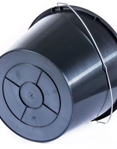 Plastikeimer mit Trichter 20L